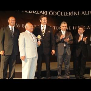 Kale Kilit �d�le Doymuyor. Sad�k �zg�r Kale Kilit �d�l�n� al�yor / Kale Kilit